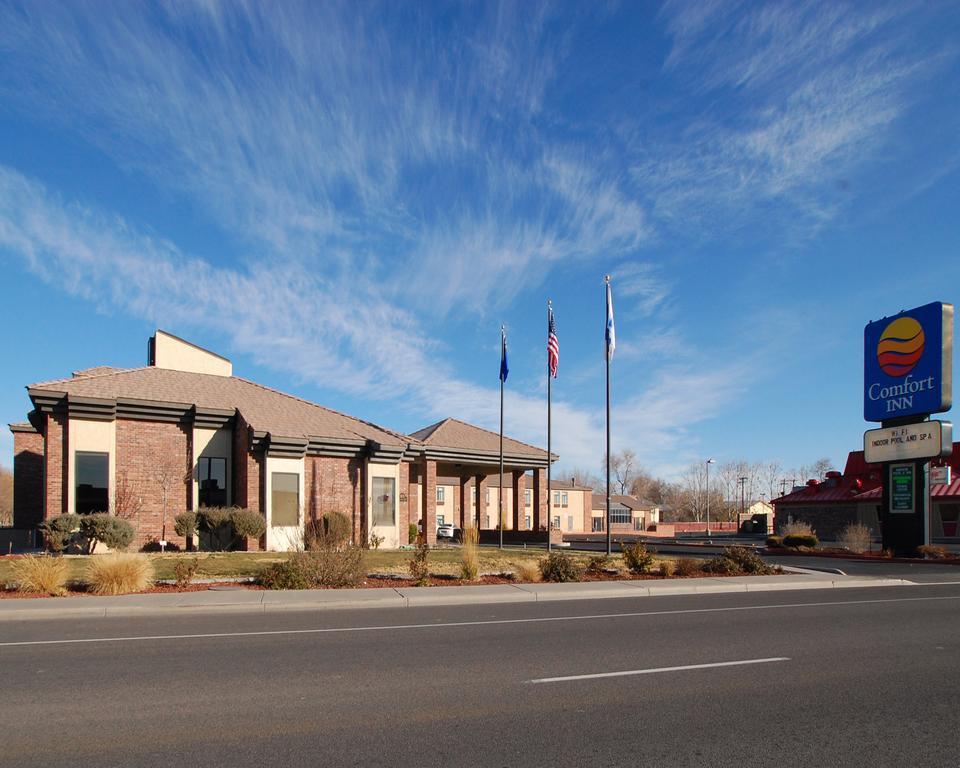 Comfort Inn&Suites Near Fallon Naval Air Station Extérieur photo
