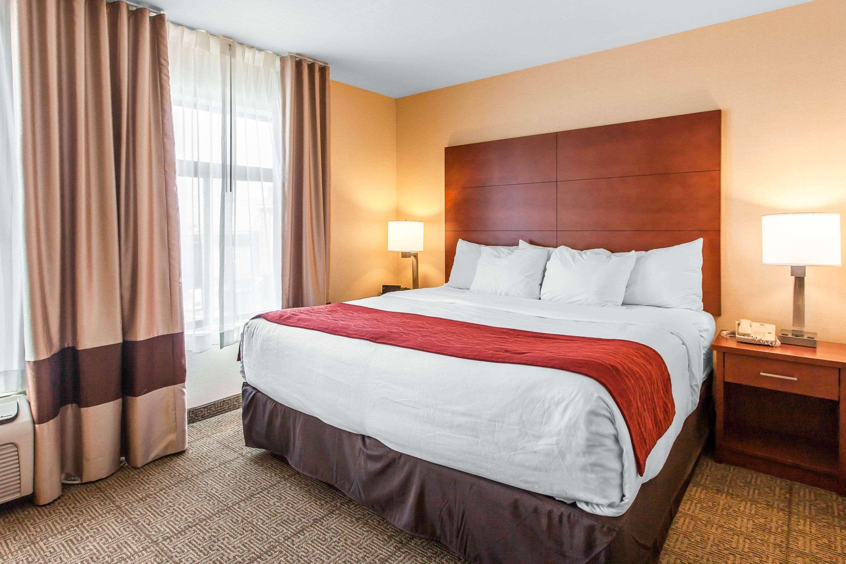Comfort Inn&Suites Near Fallon Naval Air Station Extérieur photo