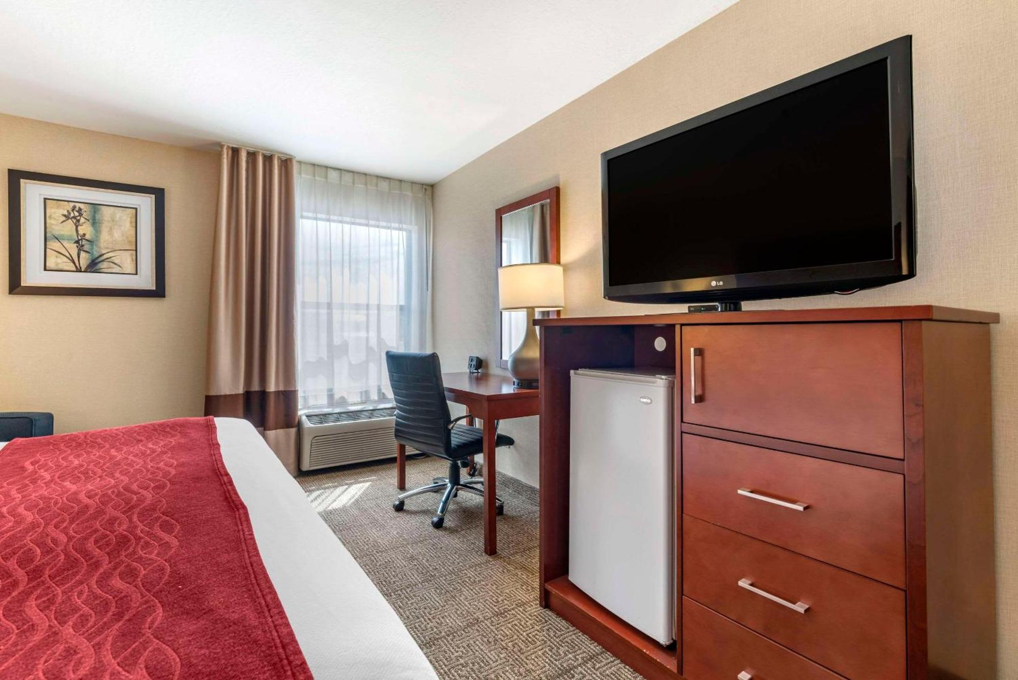 Comfort Inn&Suites Near Fallon Naval Air Station Extérieur photo