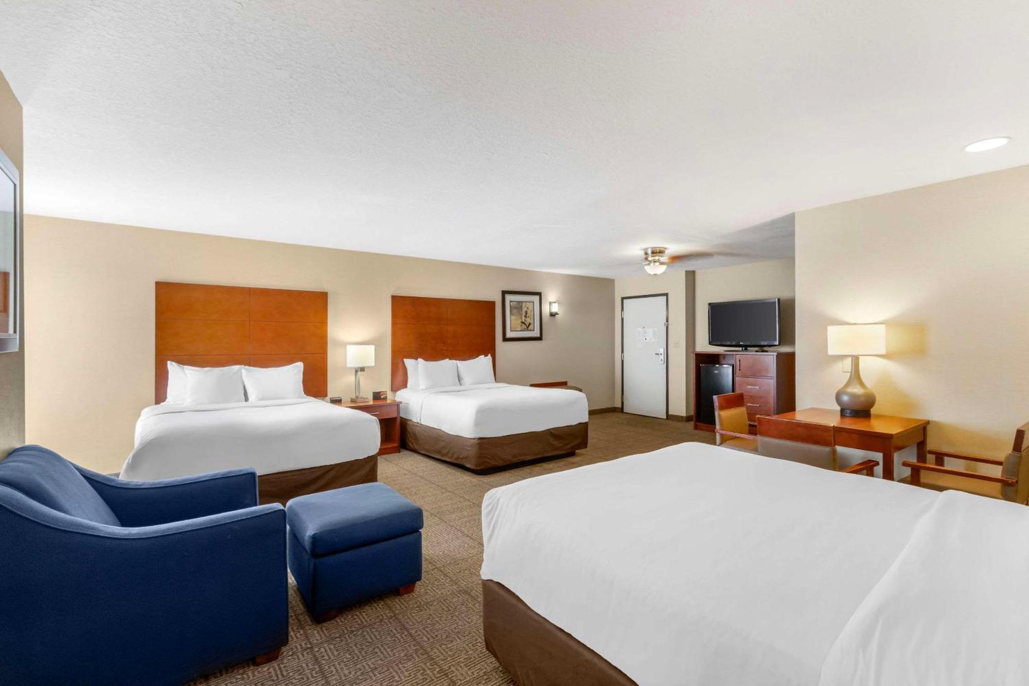 Comfort Inn&Suites Near Fallon Naval Air Station Extérieur photo