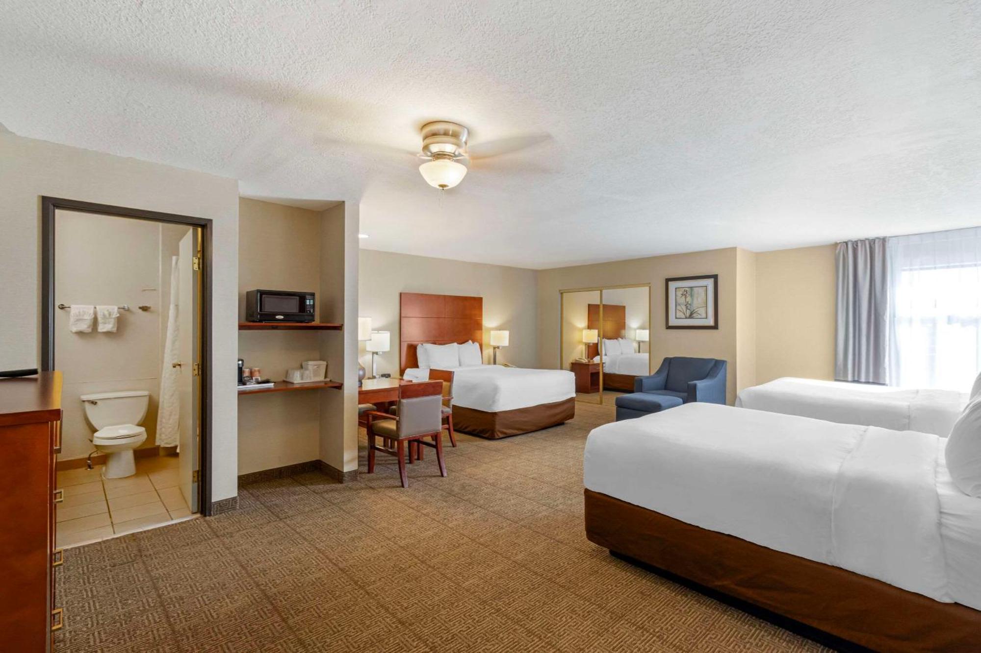 Comfort Inn&Suites Near Fallon Naval Air Station Extérieur photo