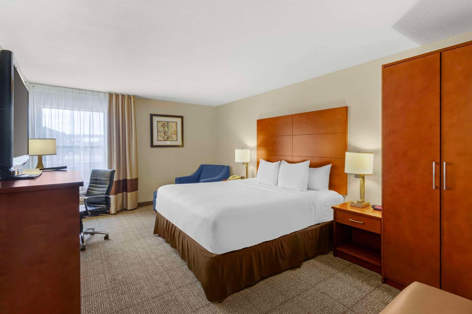 Comfort Inn&Suites Near Fallon Naval Air Station Extérieur photo