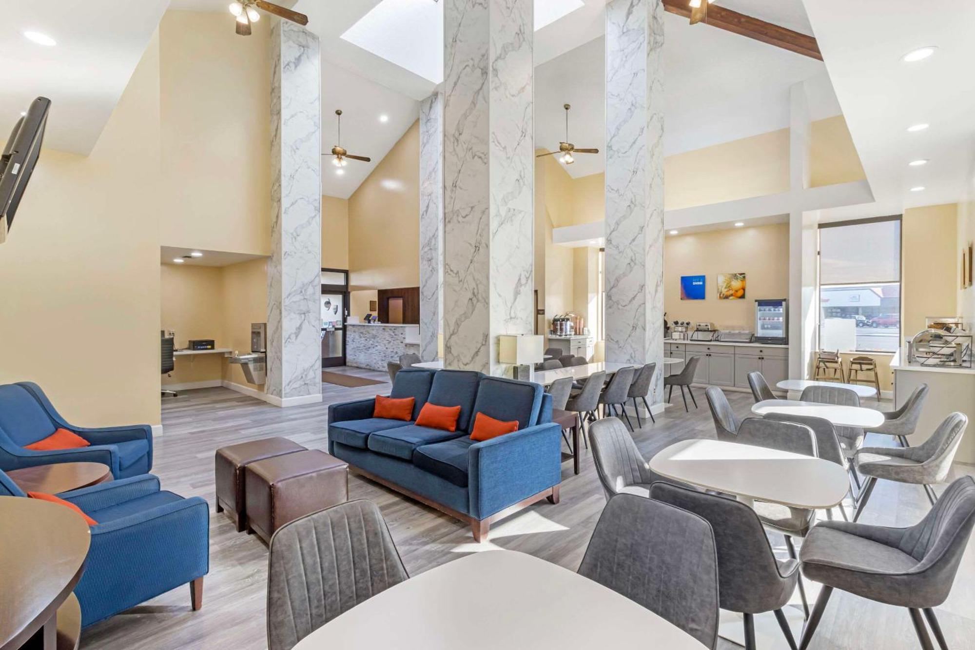 Comfort Inn&Suites Near Fallon Naval Air Station Extérieur photo
