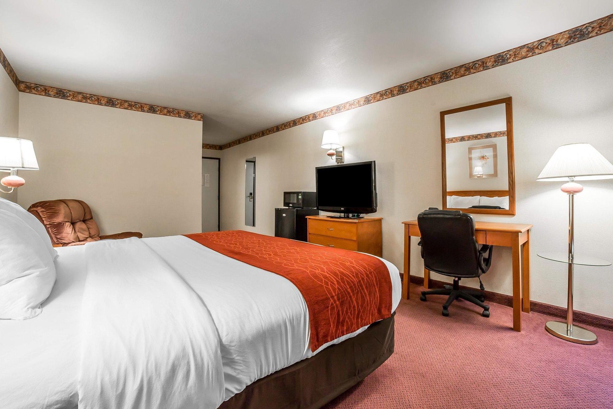 Comfort Inn&Suites Near Fallon Naval Air Station Extérieur photo