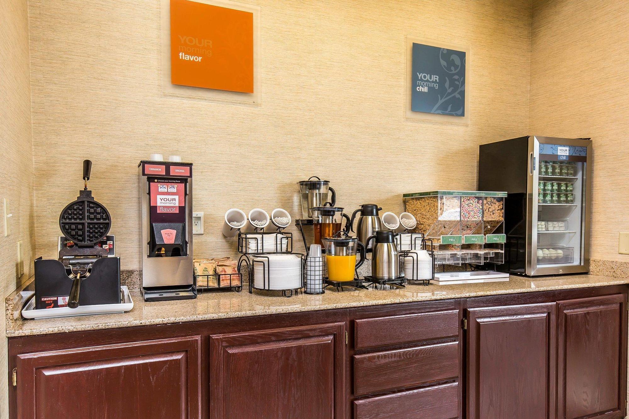 Comfort Inn&Suites Near Fallon Naval Air Station Extérieur photo